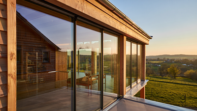 Панорамная терраса с раздвижным остеклением