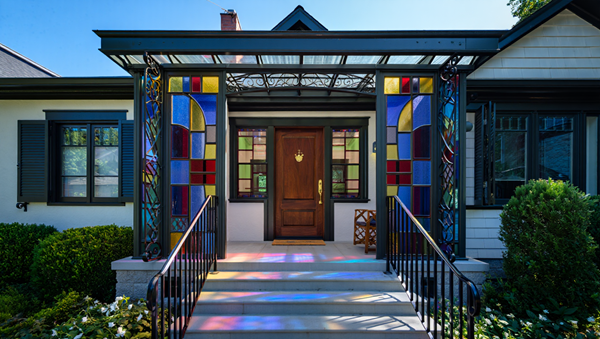 Крыльцо с навесом